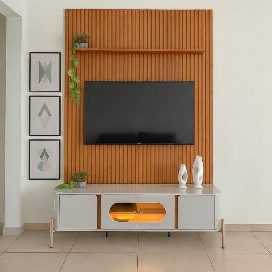 Painel até 75″ Arbo 1.9 Cedro + Rack Juquehy Off White/Naturale – EDN MÓVEIS + BECHARA