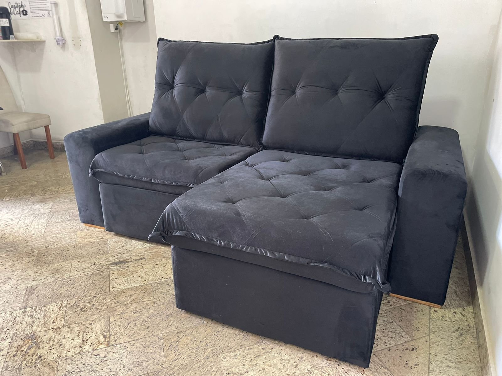 Sofá Retrátil e Reclinável Califórnia 2,50 m Preto - JC ESTOFADOS (PROMOÇÃO - LEVE AVARIA) - Imagem 2
